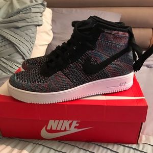 11.5 Men’s AF1 Hightop Flyknit
